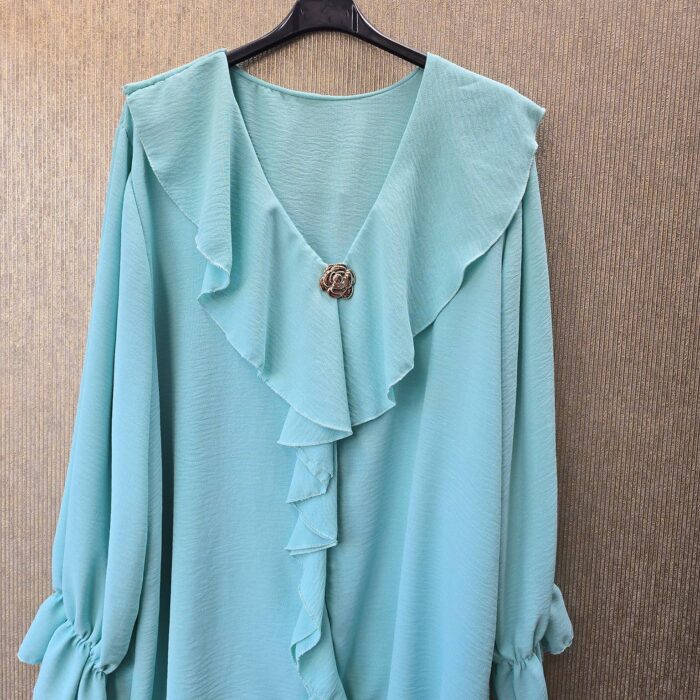 blouse roesel met gouden detail grote maat 46 tm 52 blauw
