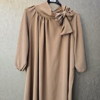 blouse met strik maat 48 tm 54 camel