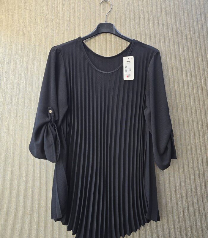 blouse plisse 1maat 42 tm 48 zwart