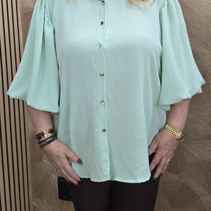 blouse met pofmouwen maat 46 tm 52 groen