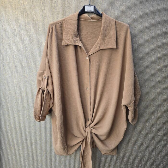 blouse met knoop maat 44 tm 50 camel