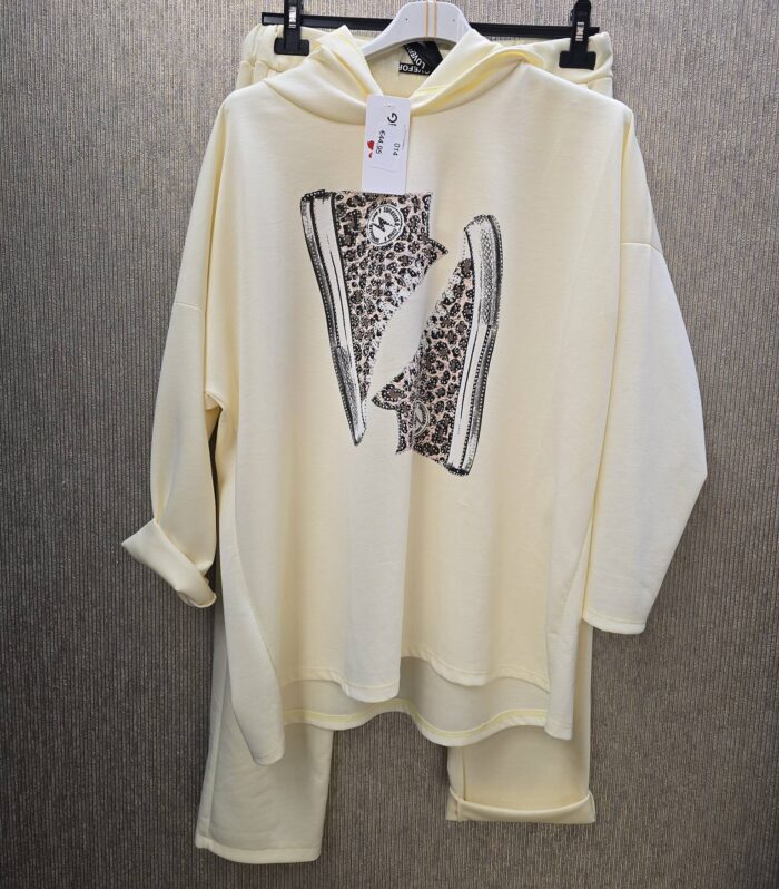 2 delig 1 maat met strakkere pijp geel