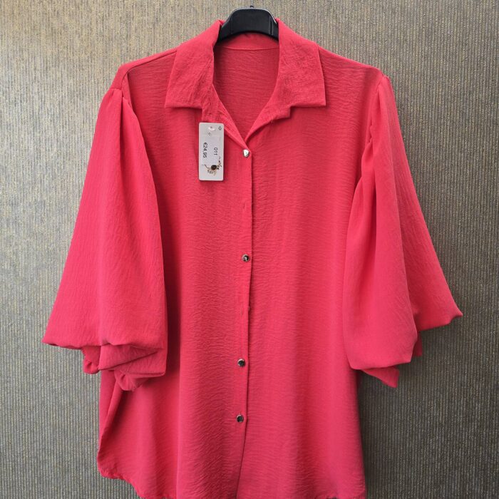 blouse met pofmouwen maat 46 tm 52 koraal