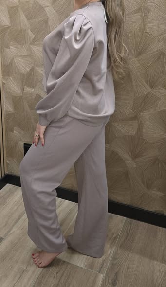 2 delig huispak met pofmouw 1 maat beige